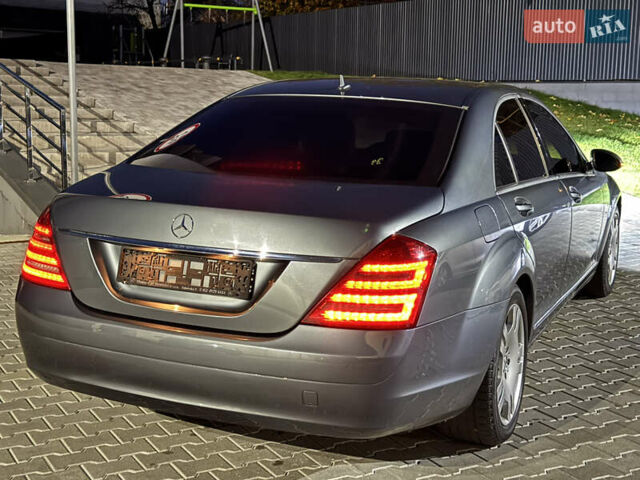 Мерседес С Клас 2008 у Ужгороді на Automoto.ua Сірий Мерседес С Клас, об'ємом двигуна 3 л та пробігом 231 тис. км за 10700 $, фото 37 на Automoto.ua