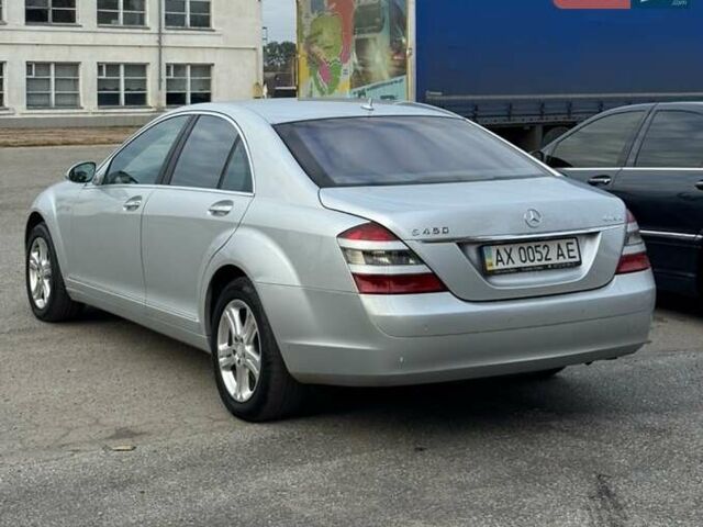 Серый Мерседес С Класс, объемом двигателя 4.7 л и пробегом 395 тыс. км за 8999 $, фото 4 на Automoto.ua