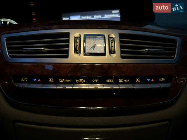 Мерседес С Клас 2008 у Ужгороді на Automoto.ua Сірий Мерседес С Клас, об'ємом двигуна 3 л та пробігом 231 тис. км за 10700 $, фото 77 на Automoto.ua