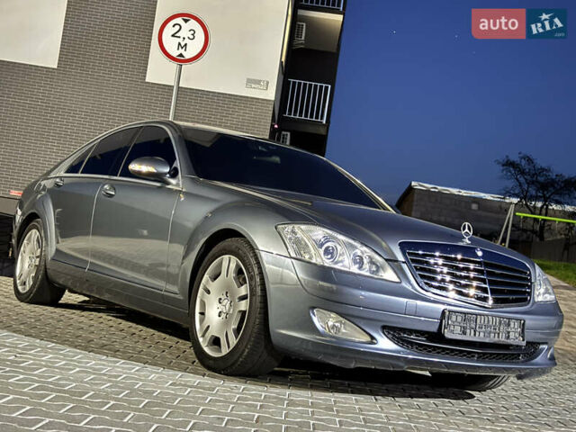 Мерседес С Клас 2008 у Ужгороді на Automoto.ua Сірий Мерседес С Клас, об'ємом двигуна 3 л та пробігом 231 тис. км за 10700 $, фото 6 на Automoto.ua