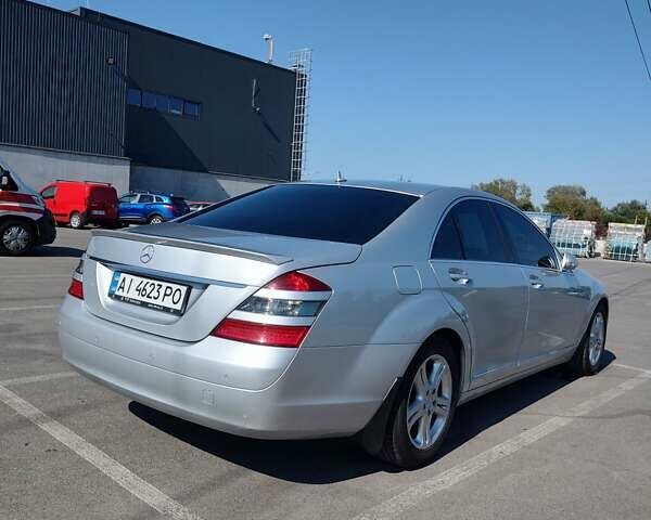 Сірий Мерседес С Клас, об'ємом двигуна 3.5 л та пробігом 340 тис. км за 13400 $, фото 4 на Automoto.ua