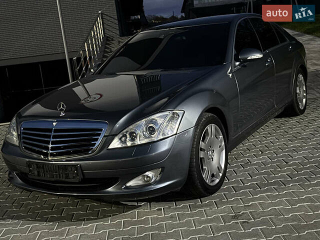 Мерседес С Клас 2008 у Ужгороді на Automoto.ua Сірий Мерседес С Клас, об'ємом двигуна 3 л та пробігом 231 тис. км за 10700 $, фото 22 на Automoto.ua