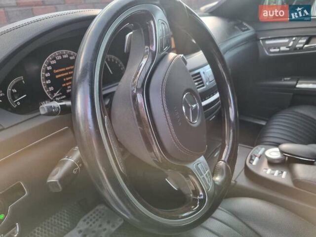 Мерседес С Класс 2008 в Ровно на Automoto.ua Серый Мерседес С Класс, объемом двигателя 5.5 л и пробегом 207 тыс. км за 12999 $, фото 3 на Automoto.ua