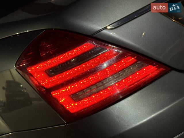 Мерседес С Клас 2008 у Ужгороді на Automoto.ua Сірий Мерседес С Клас, об'ємом двигуна 3 л та пробігом 231 тис. км за 10700 $, фото 43 на Automoto.ua