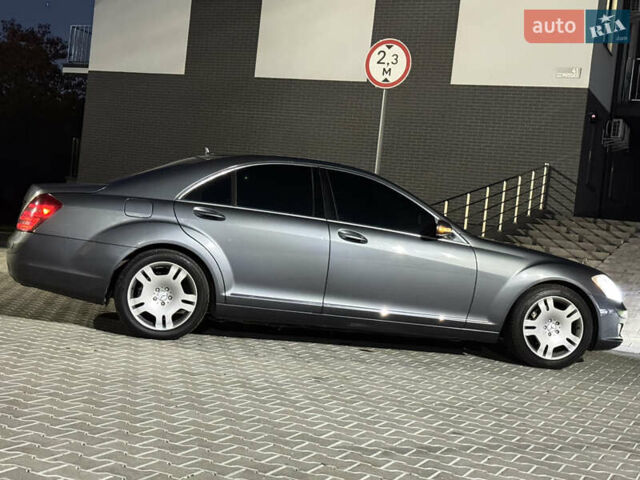 Мерседес С Клас 2008 у Ужгороді на Automoto.ua Сірий Мерседес С Клас, об'ємом двигуна 3 л та пробігом 231 тис. км за 10700 $, фото 41 на Automoto.ua