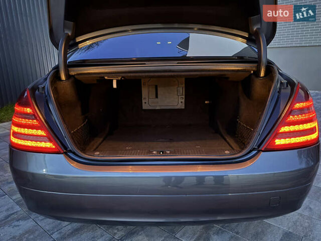 Мерседес С Клас 2008 у Ужгороді на Automoto.ua Сірий Мерседес С Клас, об'ємом двигуна 3 л та пробігом 231 тис. км за 10700 $, фото 94 на Automoto.ua