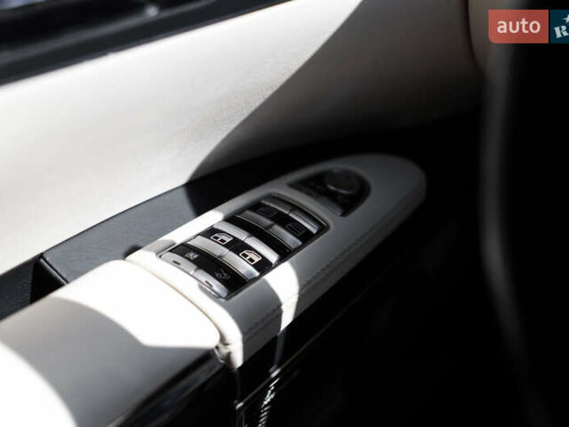 Серый Мерседес С Класс, объемом двигателя 6.2 л и пробегом 177 тыс. км за 15500 $, фото 42 на Automoto.ua