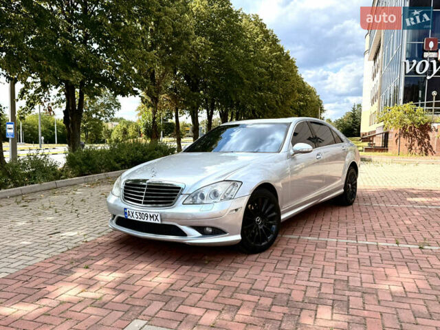 Сірий Мерседес С Клас, об'ємом двигуна 5.46 л та пробігом 201 тис. км за 8700 $, фото 19 на Automoto.ua