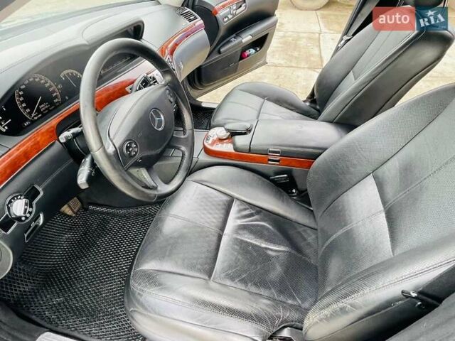 Сірий Мерседес С Клас, об'ємом двигуна 2.99 л та пробігом 215 тис. км за 12100 $, фото 5 на Automoto.ua