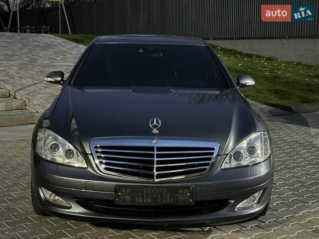Мерседес С Клас 2008 у Ужгороді на Automoto.ua Сірий Мерседес С Клас, об'ємом двигуна 3 л та пробігом 231 тис. км за 10700 $, фото 15 на Automoto.ua