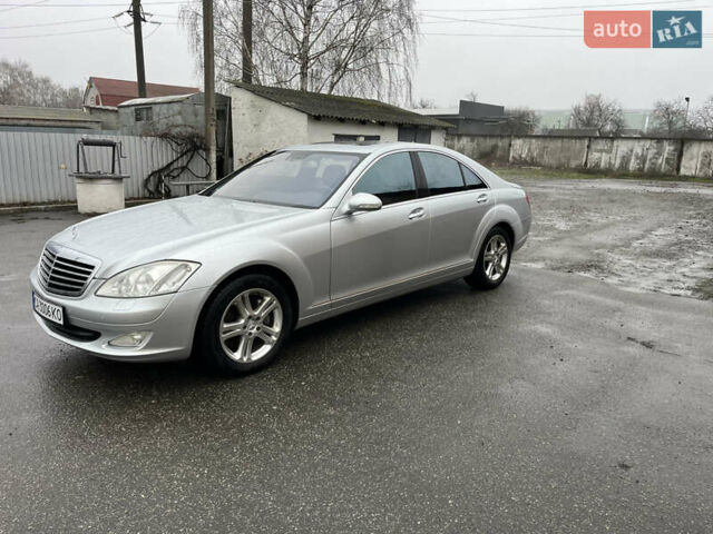 Серый Мерседес С Класс, объемом двигателя 2.99 л и пробегом 380 тыс. км за 11800 $, фото 1 на Automoto.ua