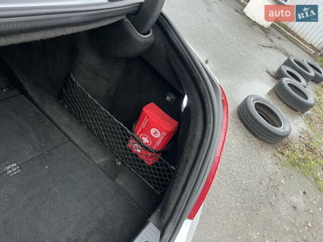 Серый Мерседес С Класс, объемом двигателя 2.99 л и пробегом 380 тыс. км за 11800 $, фото 14 на Automoto.ua