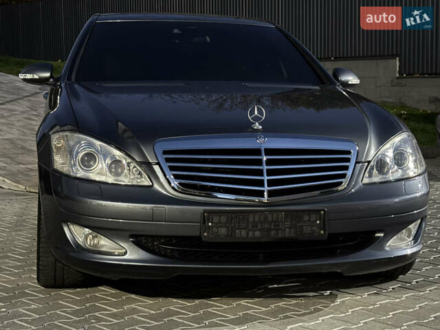 Мерседес С Клас 2008 у Ужгороді на Automoto.ua Сірий Мерседес С Клас, об'ємом двигуна 3 л та пробігом 231 тис. км за 10700 $, фото 20 на Automoto.ua