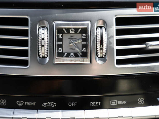 Серый Мерседес С Класс, объемом двигателя 6.2 л и пробегом 177 тыс. км за 15500 $, фото 39 на Automoto.ua