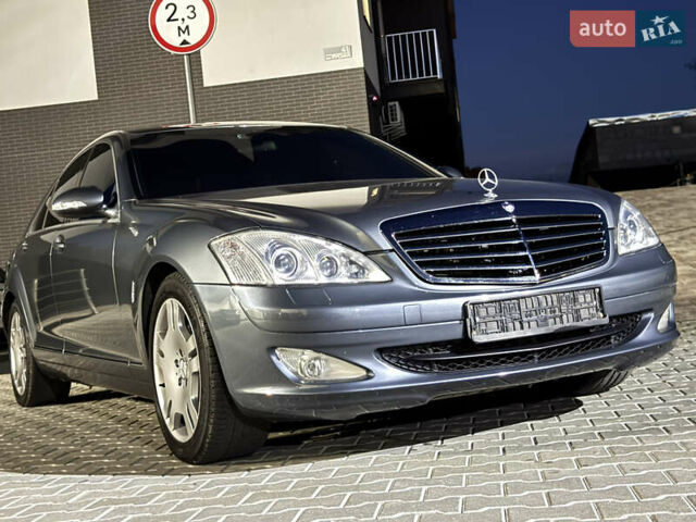 Мерседес С Клас 2008 у Ужгороді на Automoto.ua Сірий Мерседес С Клас, об'ємом двигуна 3 л та пробігом 231 тис. км за 10700 $, фото 11 на Automoto.ua