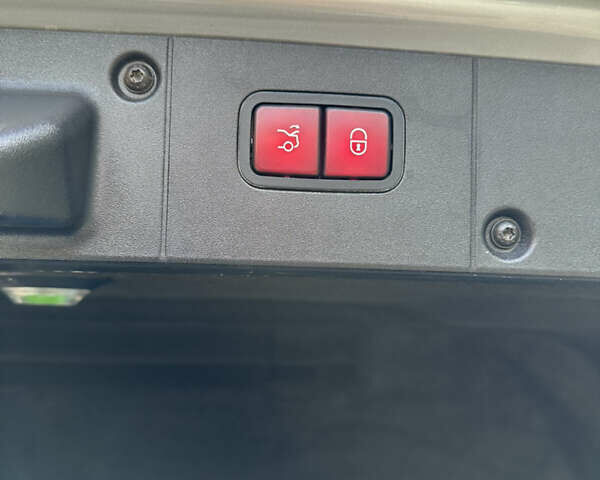 Мерседес С Клас 2008 у Тернополі на Automoto.ua Сірий Мерседес С Клас, об'ємом двигуна 5.5 л та пробігом 225 тис. км за 12500 $, фото 20 на Automoto.ua