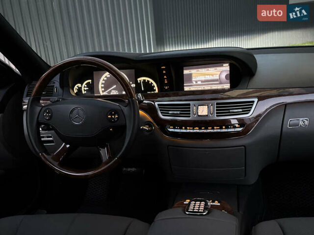 Мерседес С Клас 2008 у Ужгороді на Automoto.ua Сірий Мерседес С Клас, об'ємом двигуна 3 л та пробігом 231 тис. км за 10700 $, фото 88 на Automoto.ua
