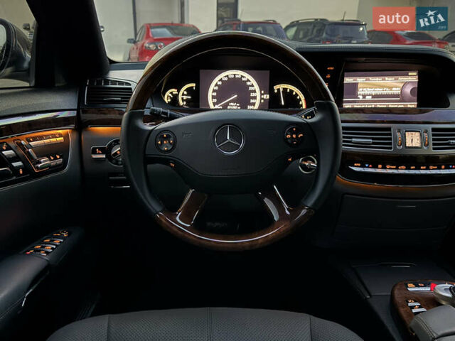 Мерседес С Клас 2008 у Ужгороді на Automoto.ua Сірий Мерседес С Клас, об'ємом двигуна 3 л та пробігом 231 тис. км за 10700 $, фото 59 на Automoto.ua