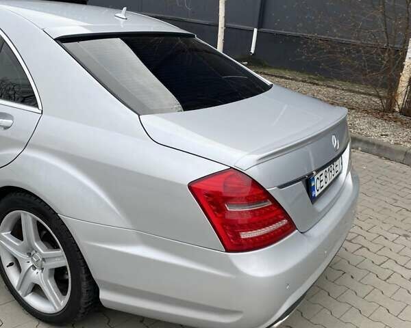 Серый Мерседес С Класс, объемом двигателя 3.5 л и пробегом 230 тыс. км за 11111 $, фото 5 на Automoto.ua