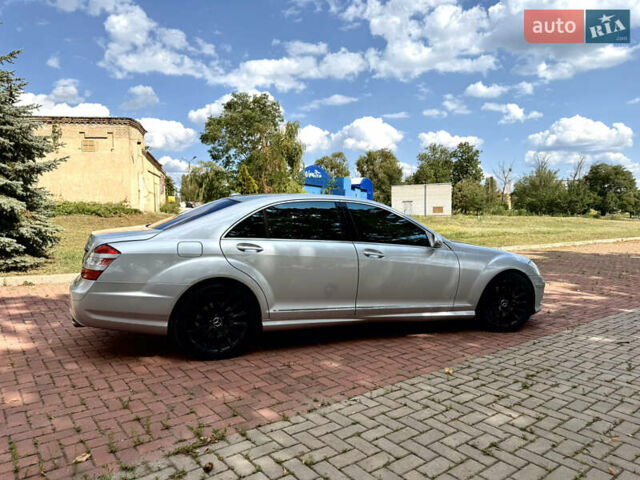Сірий Мерседес С Клас, об'ємом двигуна 5.46 л та пробігом 201 тис. км за 8700 $, фото 15 на Automoto.ua