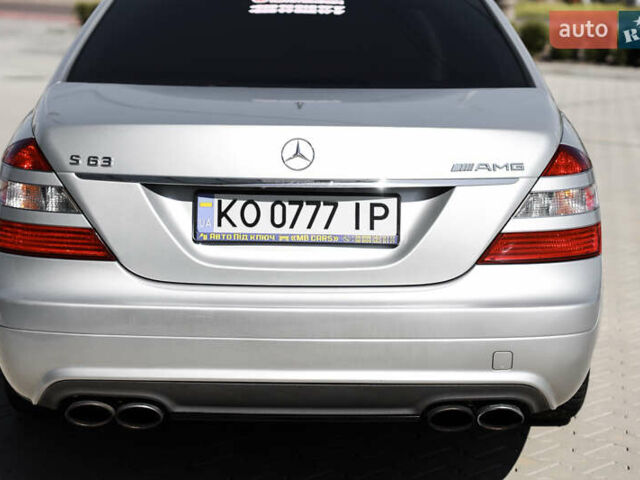 Серый Мерседес С Класс, объемом двигателя 6.2 л и пробегом 177 тыс. км за 15500 $, фото 20 на Automoto.ua