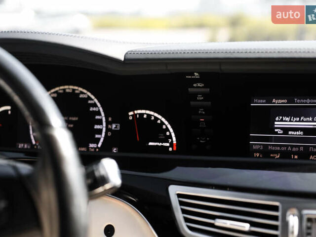 Серый Мерседес С Класс, объемом двигателя 6.2 л и пробегом 177 тыс. км за 15500 $, фото 35 на Automoto.ua