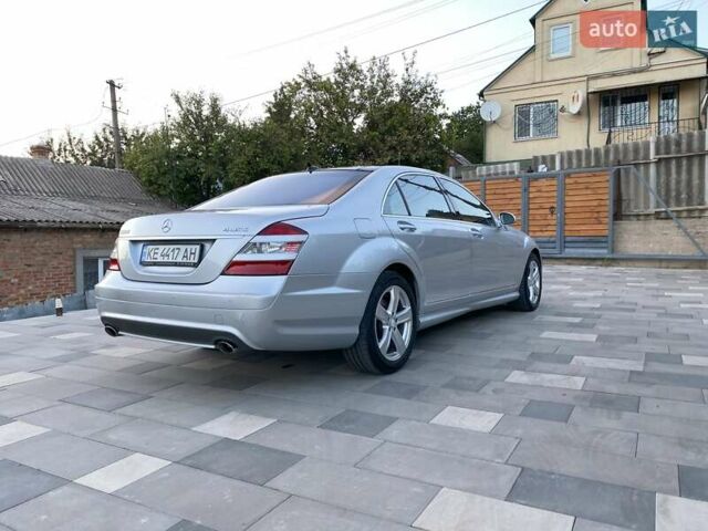 Серый Мерседес С Класс, объемом двигателя 5.5 л и пробегом 263 тыс. км за 13900 $, фото 14 на Automoto.ua