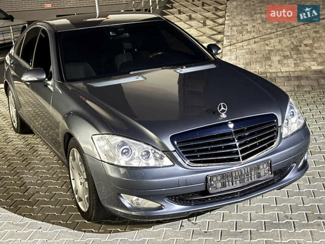 Мерседес С Клас 2008 у Ужгороді на Automoto.ua Сірий Мерседес С Клас, об'ємом двигуна 3 л та пробігом 231 тис. км за 10700 $, фото 34 на Automoto.ua