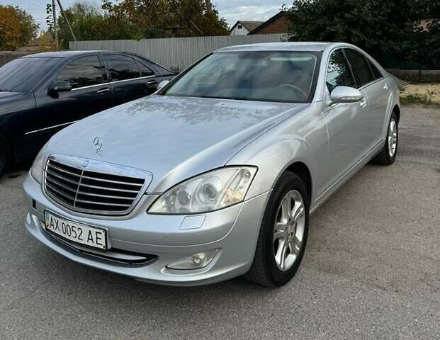 Серый Мерседес С Класс, объемом двигателя 4.7 л и пробегом 395 тыс. км за 8999 $, фото 9 на Automoto.ua