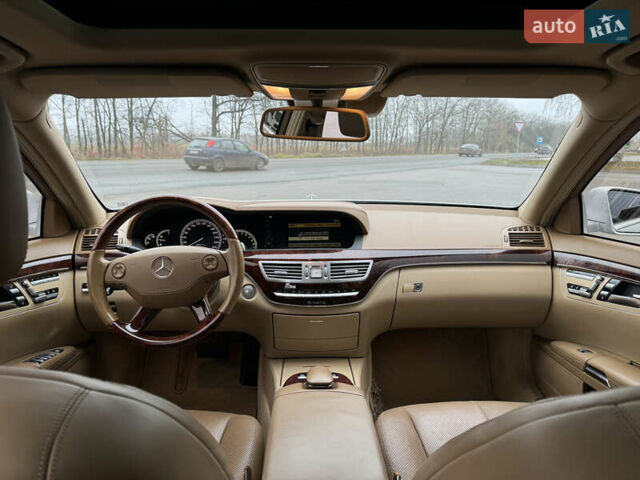 Серый Мерседес С Класс, объемом двигателя 5.5 л и пробегом 203 тыс. км за 14900 $, фото 20 на Automoto.ua