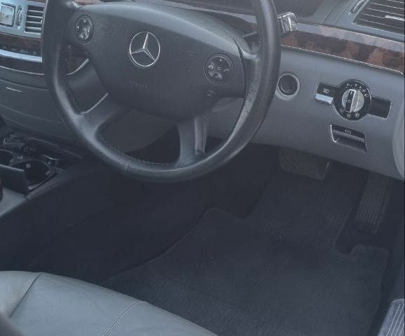 Сірий Мерседес С Клас, об'ємом двигуна 3.2 л та пробігом 160 тис. км за 5500 $, фото 3 на Automoto.ua