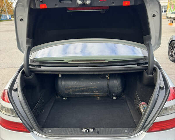 Серый Мерседес С Класс, объемом двигателя 4.7 л и пробегом 395 тыс. км за 8999 $, фото 16 на Automoto.ua