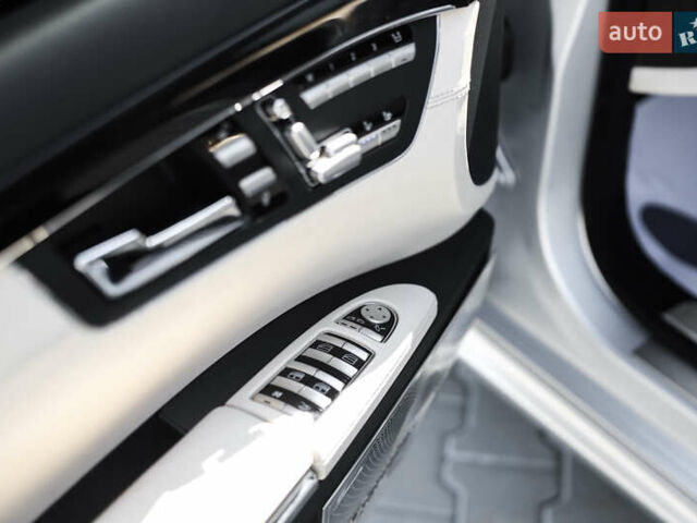 Серый Мерседес С Класс, объемом двигателя 6.2 л и пробегом 177 тыс. км за 15500 $, фото 52 на Automoto.ua