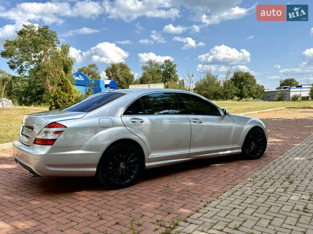 Сірий Мерседес С Клас, об'ємом двигуна 5.46 л та пробігом 201 тис. км за 8700 $, фото 8 на Automoto.ua