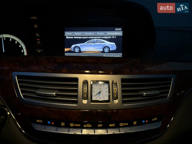 Мерседес С Клас 2008 у Ужгороді на Automoto.ua Сірий Мерседес С Клас, об'ємом двигуна 3 л та пробігом 231 тис. км за 10700 $, фото 75 на Automoto.ua