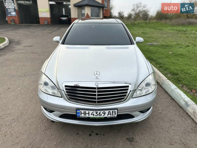 Серый Мерседес С Класс, объемом двигателя 3.5 л и пробегом 223 тыс. км за 13500 $, фото 12 на Automoto.ua