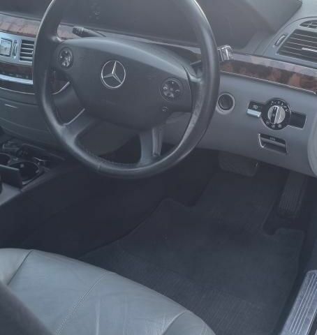 Сірий Мерседес С Клас, об'ємом двигуна 3 л та пробігом 160 тис. км за 5500 $, фото 3 на Automoto.ua