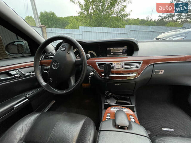 Мерседес С Клас 2008 у Києві на Automoto.ua Сірий Мерседес С Клас, об'ємом двигуна 3.5 л та пробігом 330 тис. км за 10000 $, фото 11 на Automoto.ua