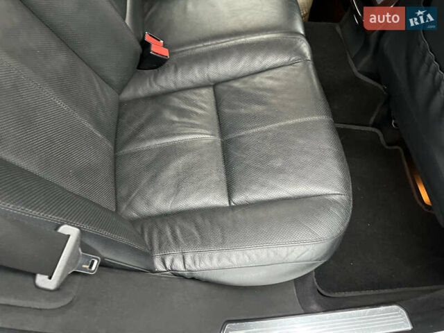 Серый Мерседес С Класс, объемом двигателя 2.99 л и пробегом 380 тыс. км за 11800 $, фото 11 на Automoto.ua