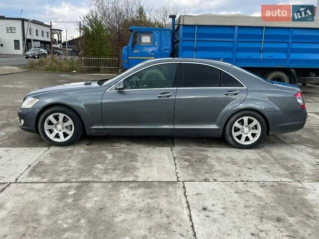 Сірий Мерседес С Клас, об'ємом двигуна 2.99 л та пробігом 215 тис. км за 12100 $, фото 1 на Automoto.ua