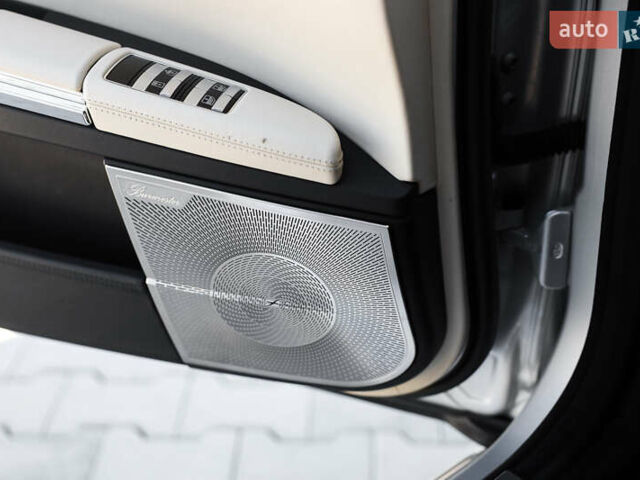 Серый Мерседес С Класс, объемом двигателя 6.2 л и пробегом 177 тыс. км за 15500 $, фото 62 на Automoto.ua