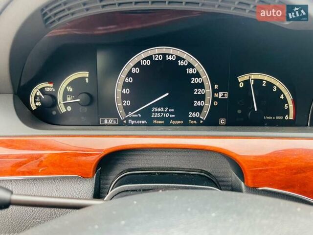 Сірий Мерседес С Клас, об'ємом двигуна 2.99 л та пробігом 215 тис. км за 12100 $, фото 11 на Automoto.ua