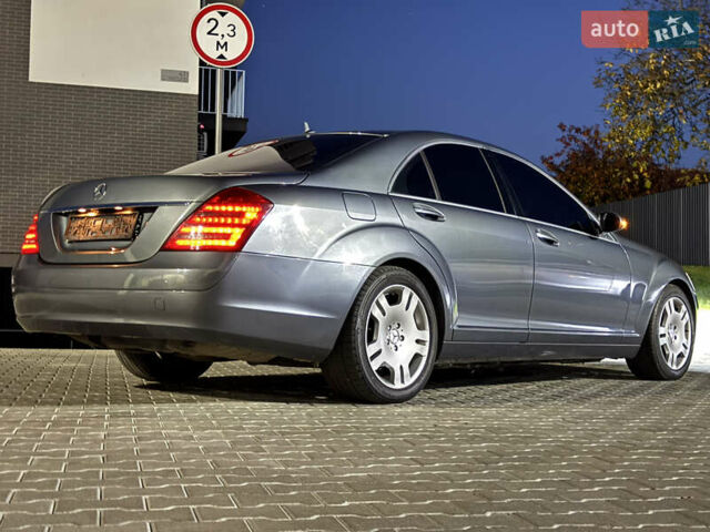 Мерседес С Клас 2008 у Ужгороді на Automoto.ua Сірий Мерседес С Клас, об'ємом двигуна 3 л та пробігом 231 тис. км за 10700 $, фото 26 на Automoto.ua