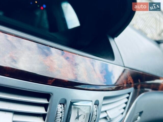 Серый Мерседес С Класс, объемом двигателя 3 л и пробегом 280 тыс. км за 12800 $, фото 15 на Automoto.ua