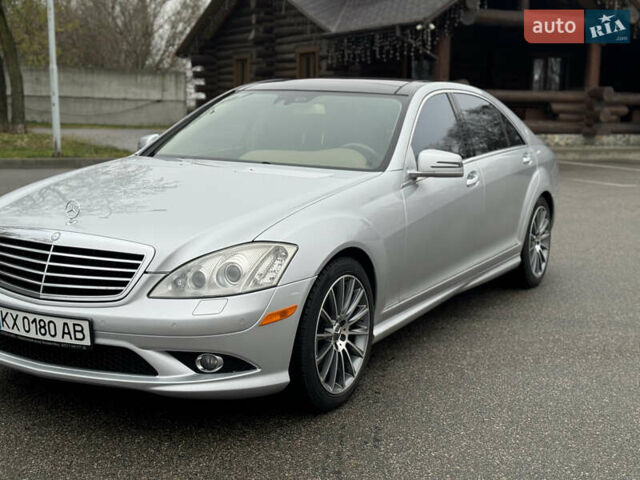 Серый Мерседес С Класс, объемом двигателя 5.5 л и пробегом 203 тыс. км за 14900 $, фото 10 на Automoto.ua