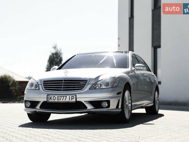 Серый Мерседес С Класс, объемом двигателя 6.2 л и пробегом 177 тыс. км за 15500 $, фото 12 на Automoto.ua