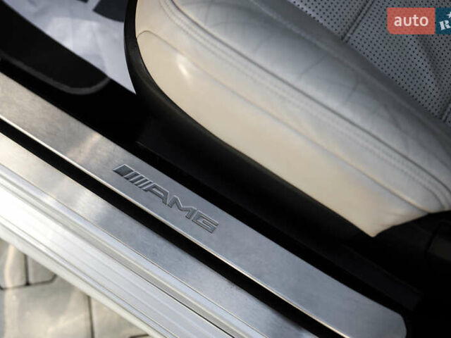 Серый Мерседес С Класс, объемом двигателя 6.2 л и пробегом 177 тыс. км за 15500 $, фото 60 на Automoto.ua