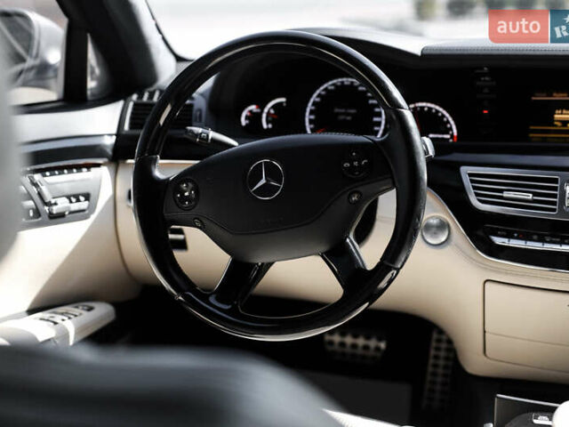 Серый Мерседес С Класс, объемом двигателя 6.2 л и пробегом 177 тыс. км за 15500 $, фото 26 на Automoto.ua