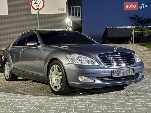 Мерседес С Клас 2008 у Ужгороді на Automoto.ua Сірий Мерседес С Клас, об'ємом двигуна 3 л та пробігом 231 тис. км за 10700 $, фото 28 на Automoto.ua