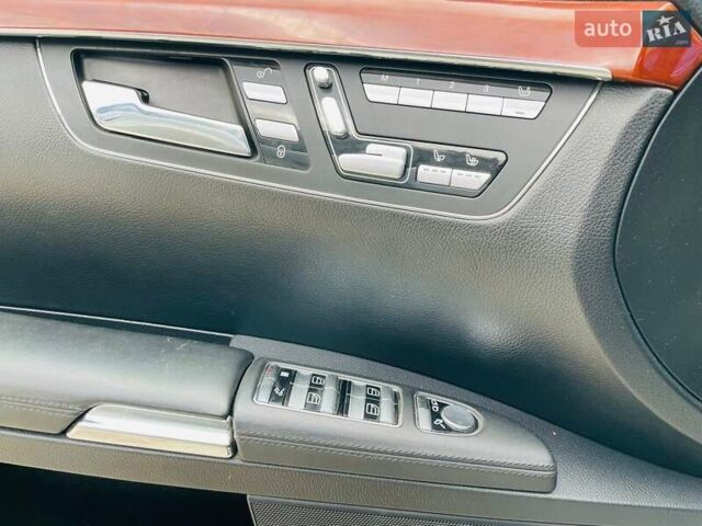 Сірий Мерседес С Клас, об'ємом двигуна 2.99 л та пробігом 215 тис. км за 12100 $, фото 16 на Automoto.ua